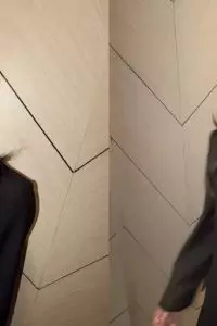 Ia tidak dapat menyembunyikan kesedihannya dan sempat meneteskan air mata di hadapan para penonton.