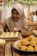 Resep nastar keju lebaran yang bisa dibikin bareng keluarga, rasanya enak buatnya asyik