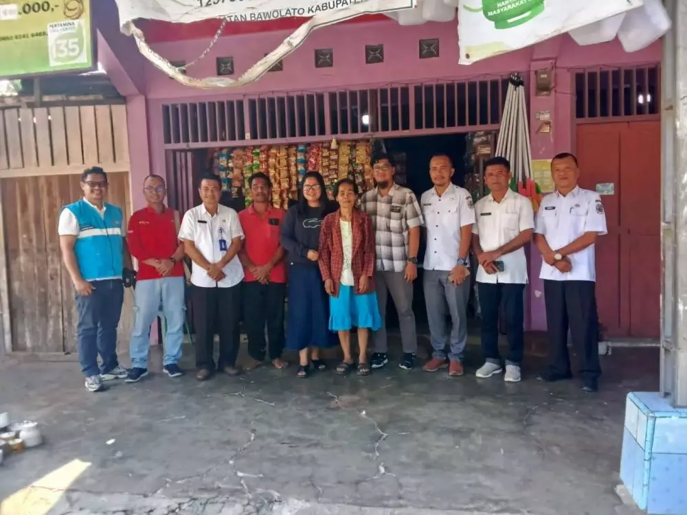 Lansia Viral Nias Facebook Tanti