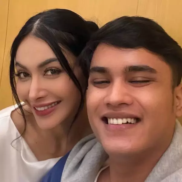 Denada dan Ressa akhirnya bertemu, 5 cerita di balik perjalanan bersatunya ibu dan anak ini