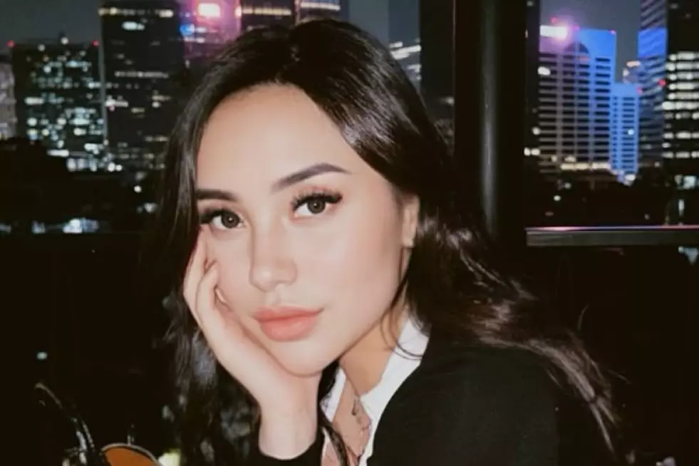 Reaksi tegas Salmafina Sunan tanggapi cuitan Sherel Thalib mengenai masa lalu rumah tangganya