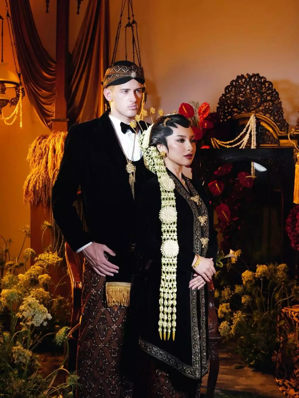 Jennifer Coppen Justin Hubner Photoshoot Adat Jawa Winston Gomez