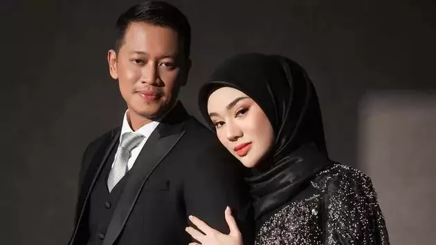 Duduk perkara konflik rumah tangga Clara Shinta: Ada kesepakatan 'yang selingkuh boleh dipublikasi'