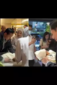 5 Potret hangat AHY jemput AHY Junior pulang ke rumah, aksi gendong baby hati-hati penuh sayang