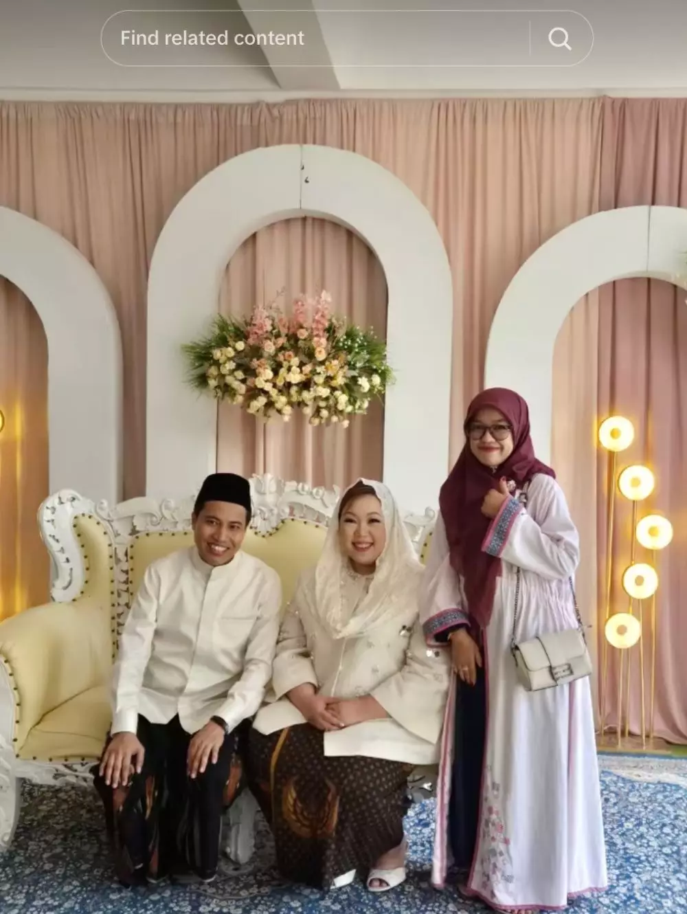 Inayah Wahid Menikah berbagai sumber 