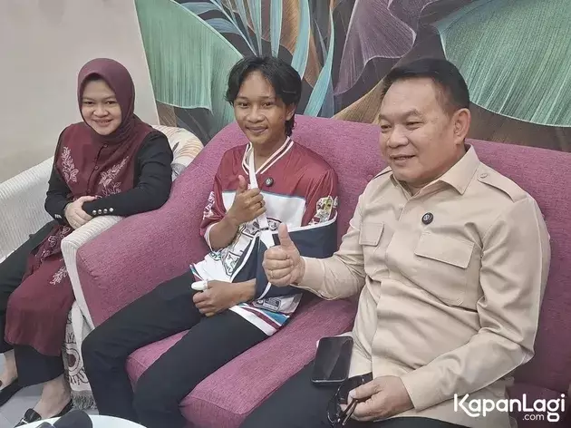 fajar sadboy kecelakaan motor foto: Instagram/@fajjarsadboy foto: KapanLagi fajar sadboy kecelakaan motor foto: Instagram/@fajjarsadboy foto: KapanLagi