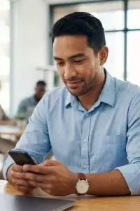 Dunia kerja sering kali dihadapkan pada situasi dilematis ketika seorang anggota tim tiba-tiba mengajukan izin karena urusan mendesak. 