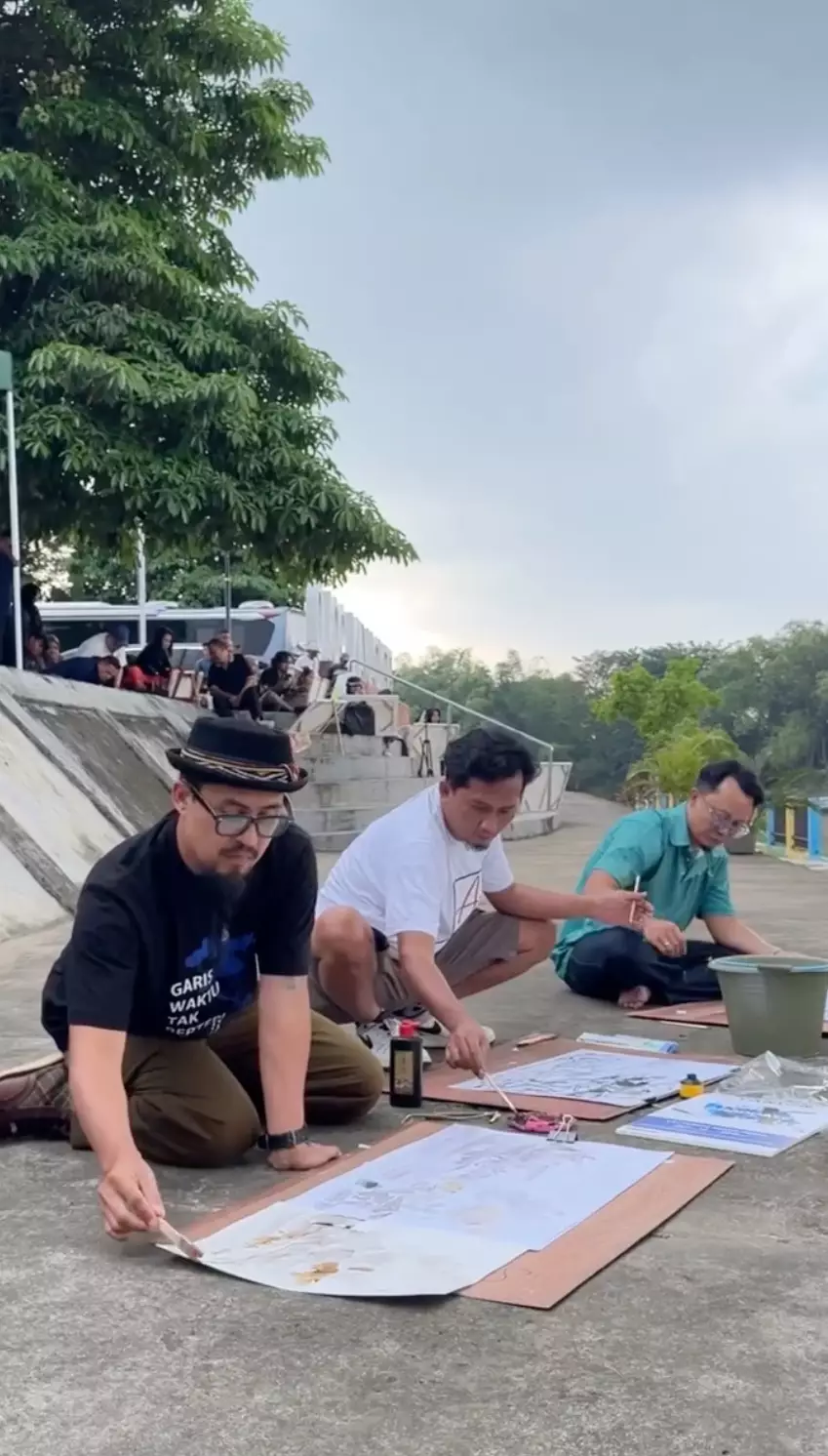 SBY melukis Bengawan Solo Instagram/@respatiardi