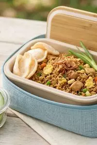 Nasi goreng bekal sering cepat basi? Ini 7 cara menyimpannya dengan benar