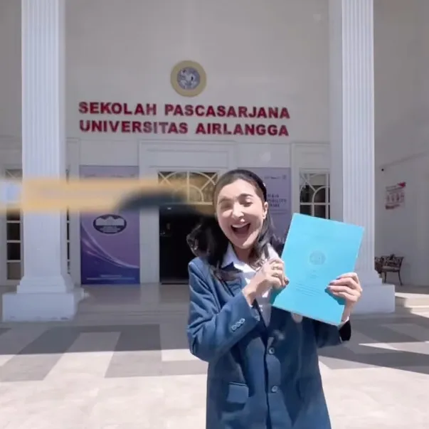 Gelar Doktor di depan mata, Ashanty ungkap lika-liku studi S3 di UNAIR, perjuangan akhirnya terbayar