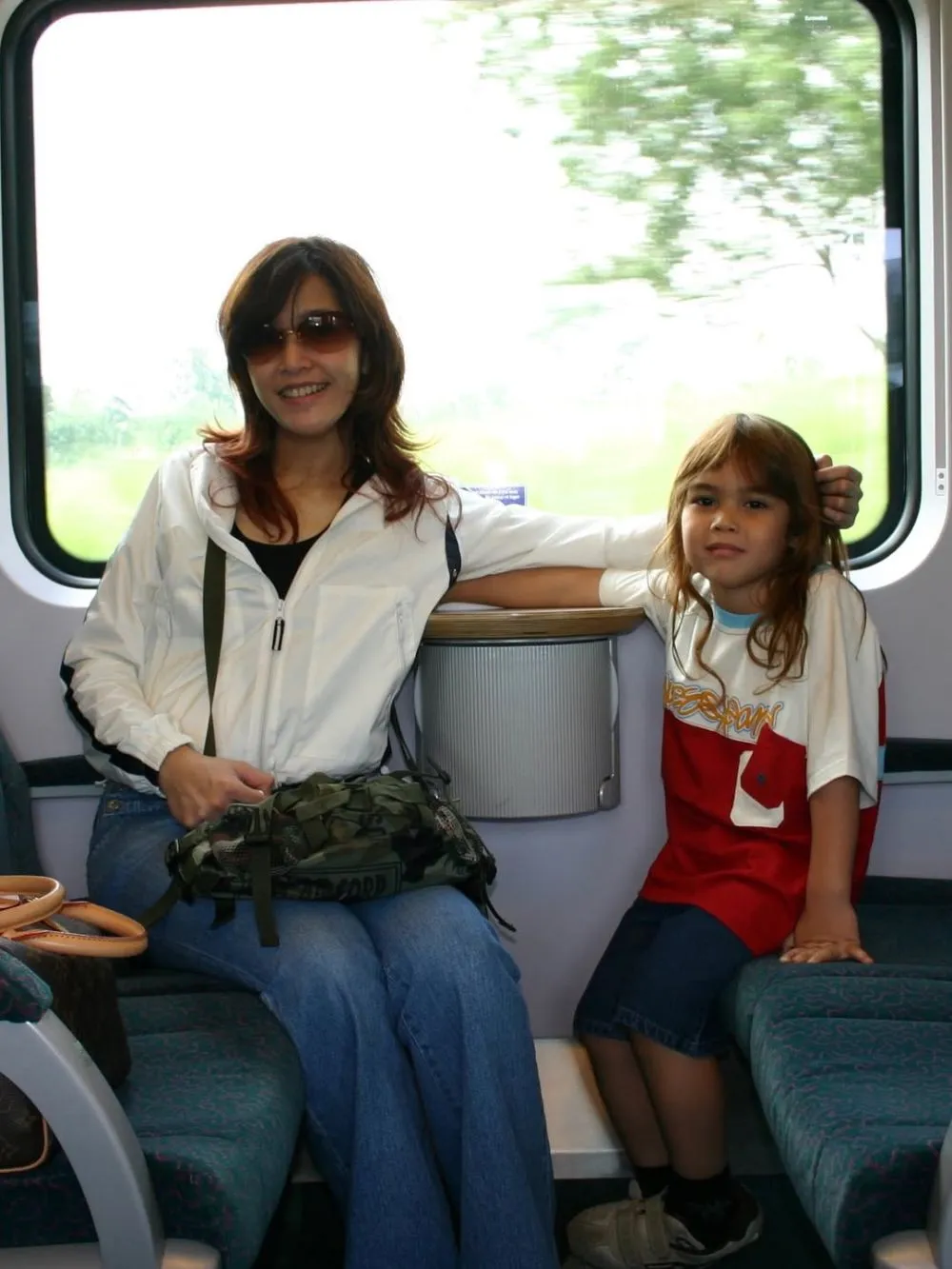 Pesan Haru Maia Estianty buat El Rumi dan Syifa Hadju © 2026 