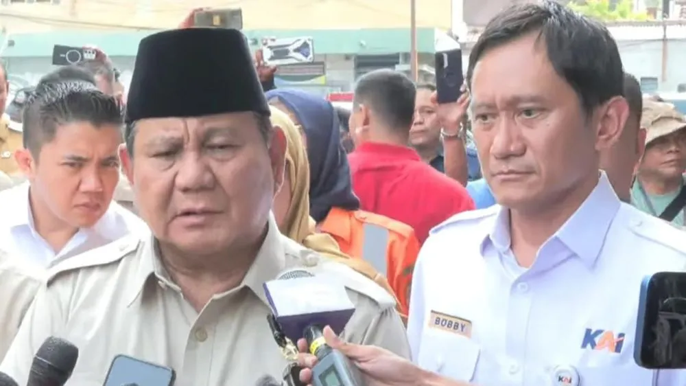 Presiden Prabowo Subianto perintahkahn evaluasi pasca tabrakan KRL KA Argo Bromo © 2026 