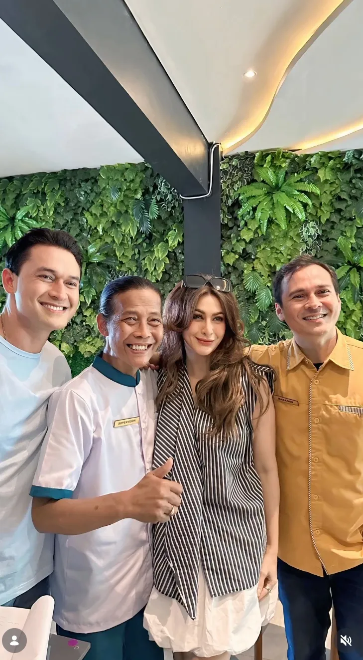 Reuni Jinny Oh Jinny © 2026 