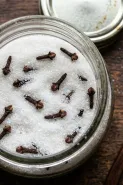 Rahasia gula bebas semut, cuma tambahkan bumbu dapur ini ke toples