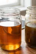 Bukan terigu, 1 bahan dapur ini ampuh bikin minyak goreng bekas ikan kembali jernih