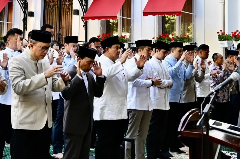 Prabowo Subianto Salat Idul Adha Paris © 2026 