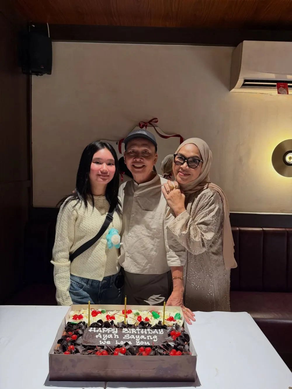 ulang tahun Ayah Rozak 2026 © 2026 