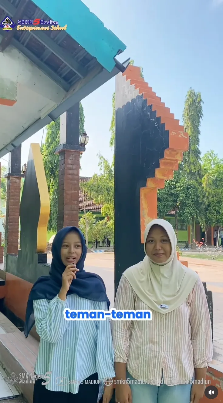 Kamis Kreatif SMK Madiun © 2026 