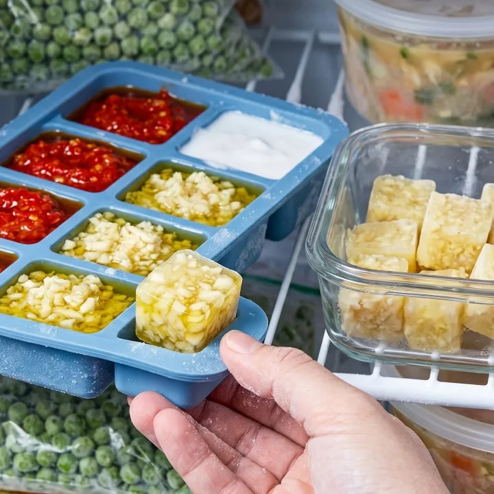 Cara menyimpan sisa bumbu dapur pakai cetakan es batu agar awet