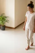Trik mengepel lantai pakai cuka dapur, hasilnya bersih, kesat, dan wangi tahan lama