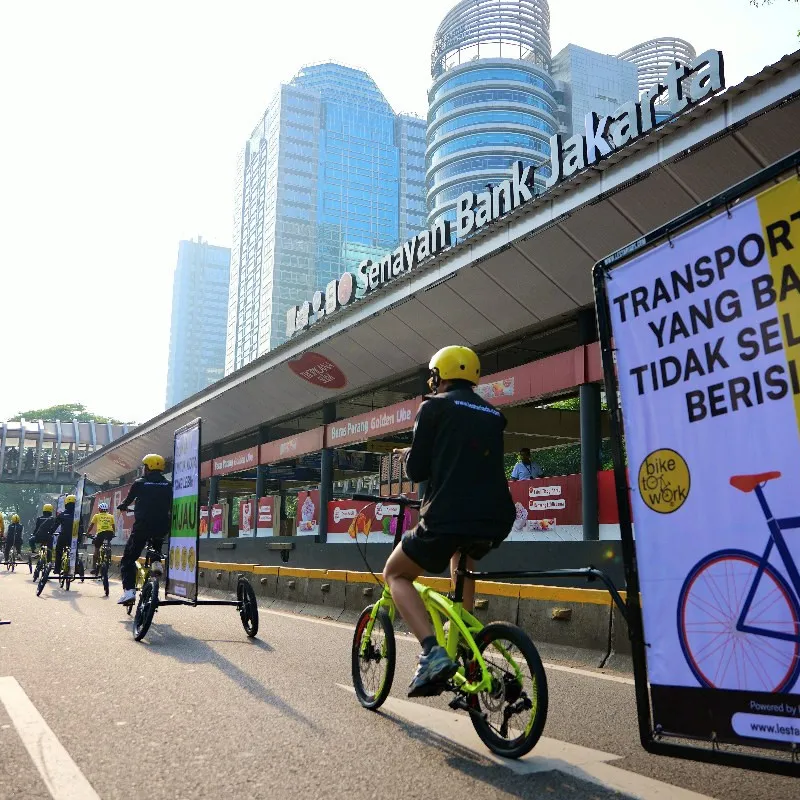 Ada pemandangan tidak biasa di CFD Sudirman, deretan sepeda ini bawa kado unik untuk jalanan Jakarta