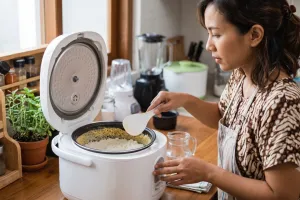 Cara mengatasi rice cooker yang nasi cepat kering di bagian pinggir