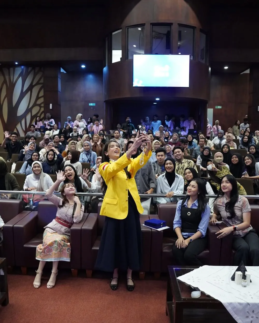 Sabrina Chairunnisa mundur S3 UI © 2026 Sabrina Chairunnisa mundur S3 UI © 2026