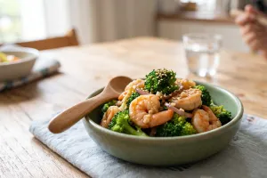 Si kecil susah makan sayur? Yuk cobian resep tumis brokoli dan udang yang bikin si kecil minta lagi