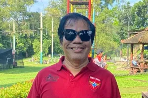 Di balik tawa panggung hiburan, ini kenangan indah dan pesan terakhir mendiang Temon untuk anaknya