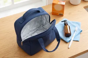 Cara membersihkan tas bekal bagian dalam yang terkena tumpahan makanan agar tidak bau dan berjamur