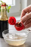 Tutup botol kecap lengket terus? begini cara membersihkannya agar mudah dibuka lagi