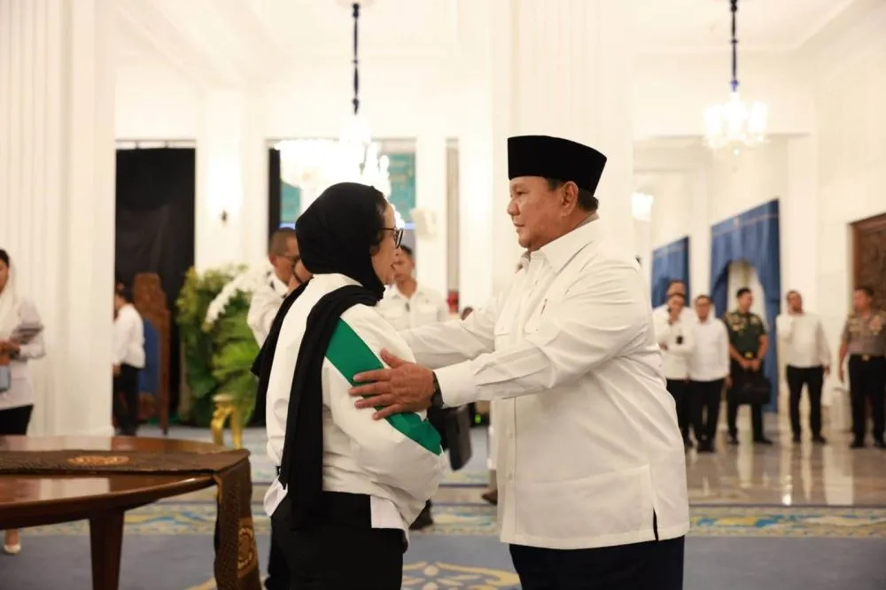Nanik S Deyang mundur dari Kepala BGN © 2026 