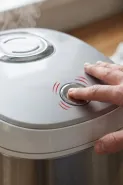 Tutup rice cooker susah dibuka setelah nasi matang? Ini penyebab dan cara mengeceknya