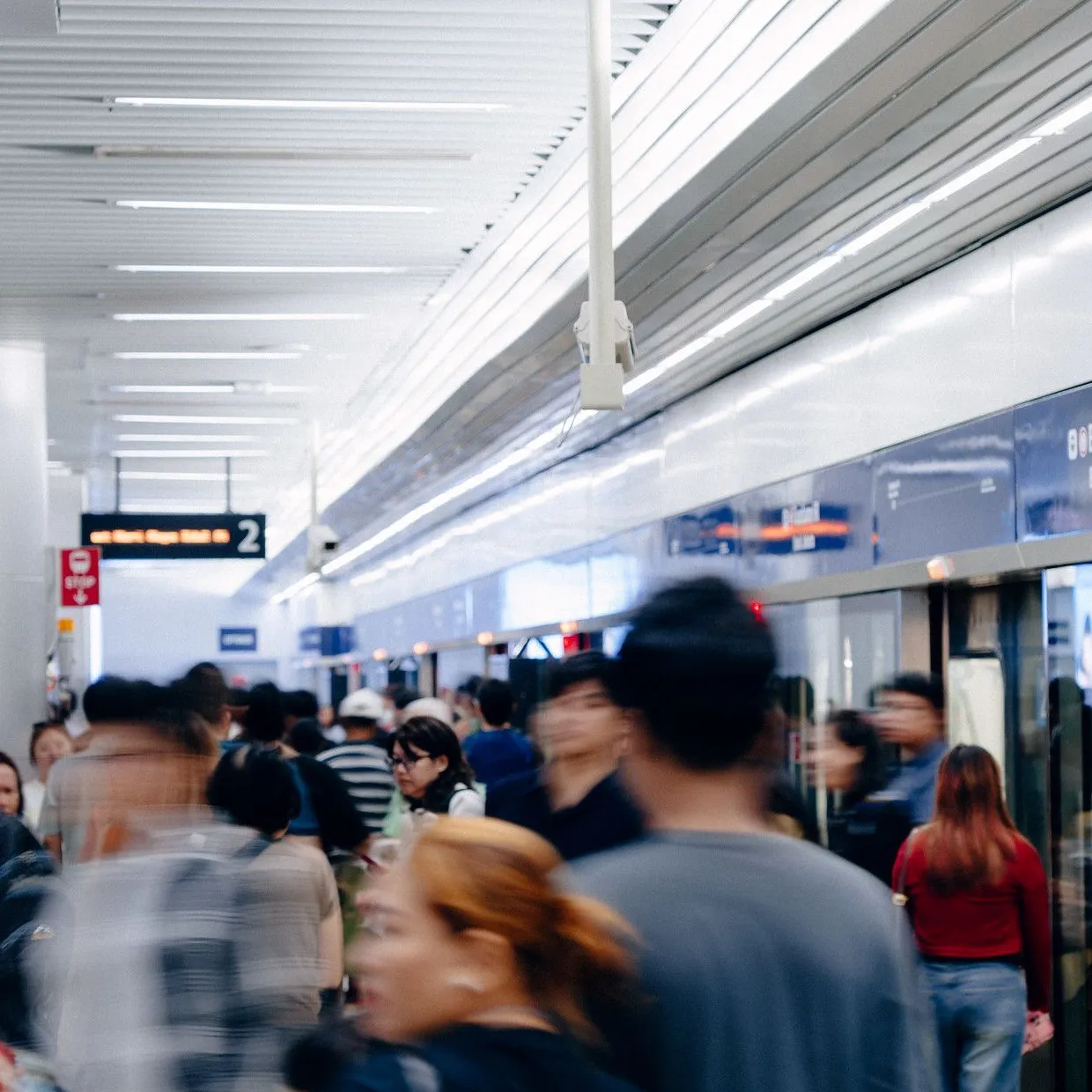 Makin praktis tanpa repot top-up, BRI Kartu Kredit Contactless kini bisa dipakai di MRT Jakarta