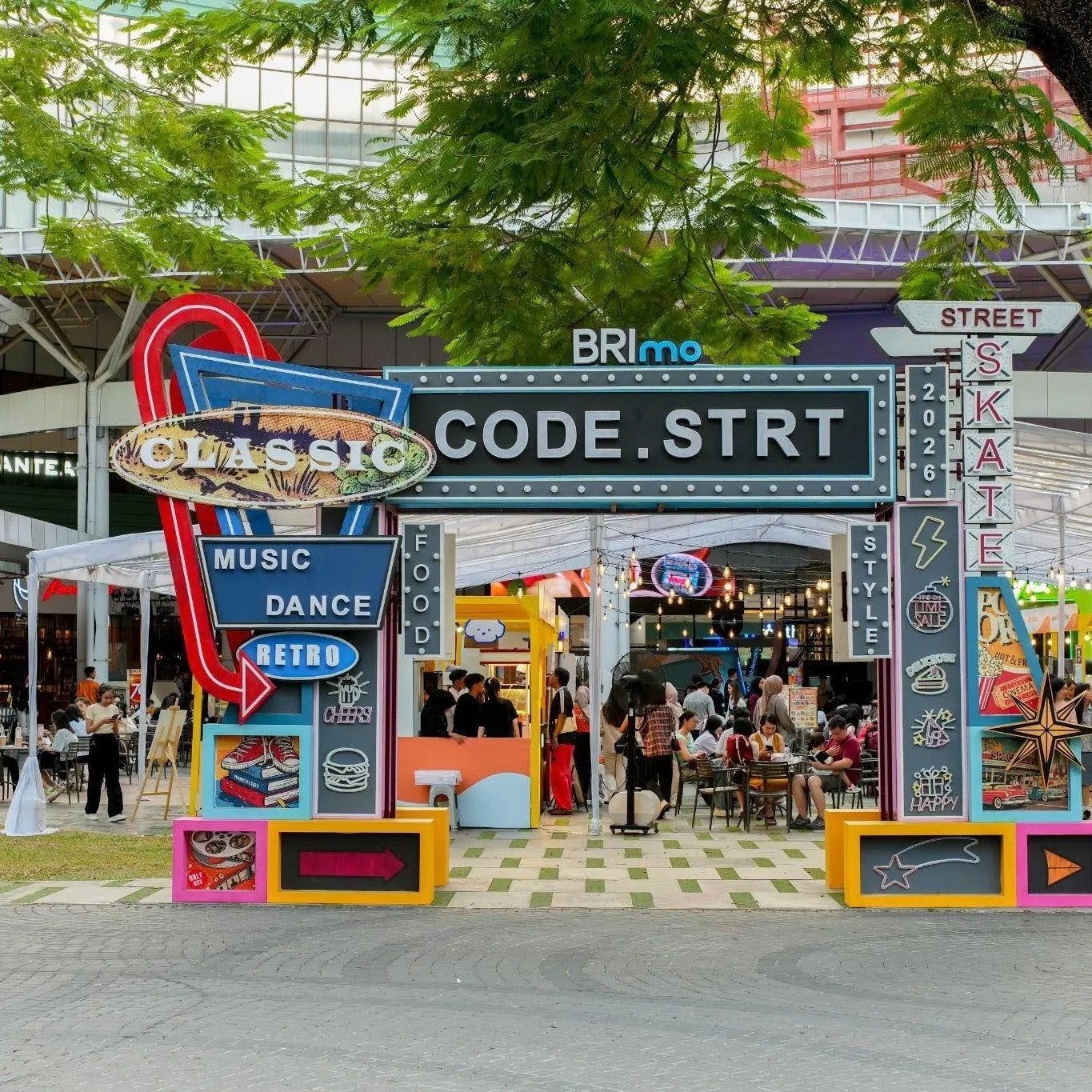 BRImo kolab bareng Code.Strt bikin berburu sneaker dan fashion terbaru jadi praktis &amp; bertabur promo