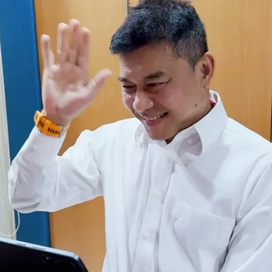 Anang Hermansyah resmi kuliah S3 di Unair, susul Ashanty yang lebih dulu raih gelar Doktor