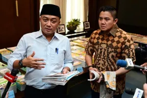 Prabowo ingin buku pelajaran SD hingga SMA diperbarui, ini alasan dan fokus perbaikannya