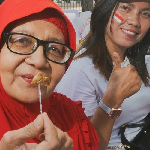 Mencicipi Ayam Panggang Spesial Mahsuri bareng ratusan ibu-ibu di Medan, enaknya valid!
