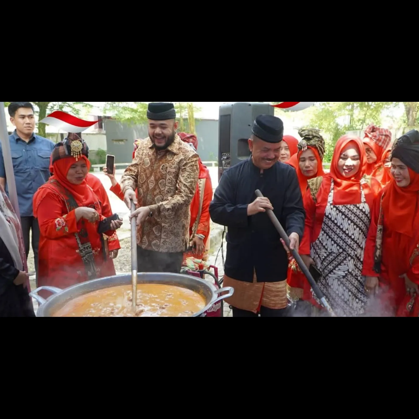 Solidaritas Sumbar untuk NTT, 5 ton rendang disiapkan bagi warga terdampak gempa