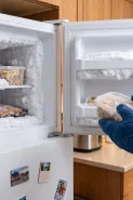 Bunga es freezer terlalu tebal, kapan harus dicairkan? Ini patokannya