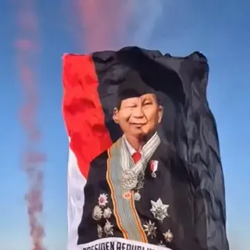 Istana jelaskan baliho raksasa Prabowo dibentangkan prajurit TNI saat HUT Ke-81 RI
