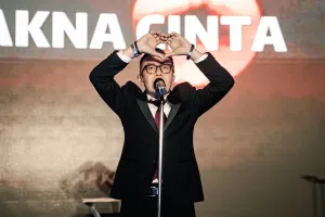 Ari Lasso jadi penumpang pesawat Garuda pecah ban, ungkap momen menegangkan saat mendarat di Makassar