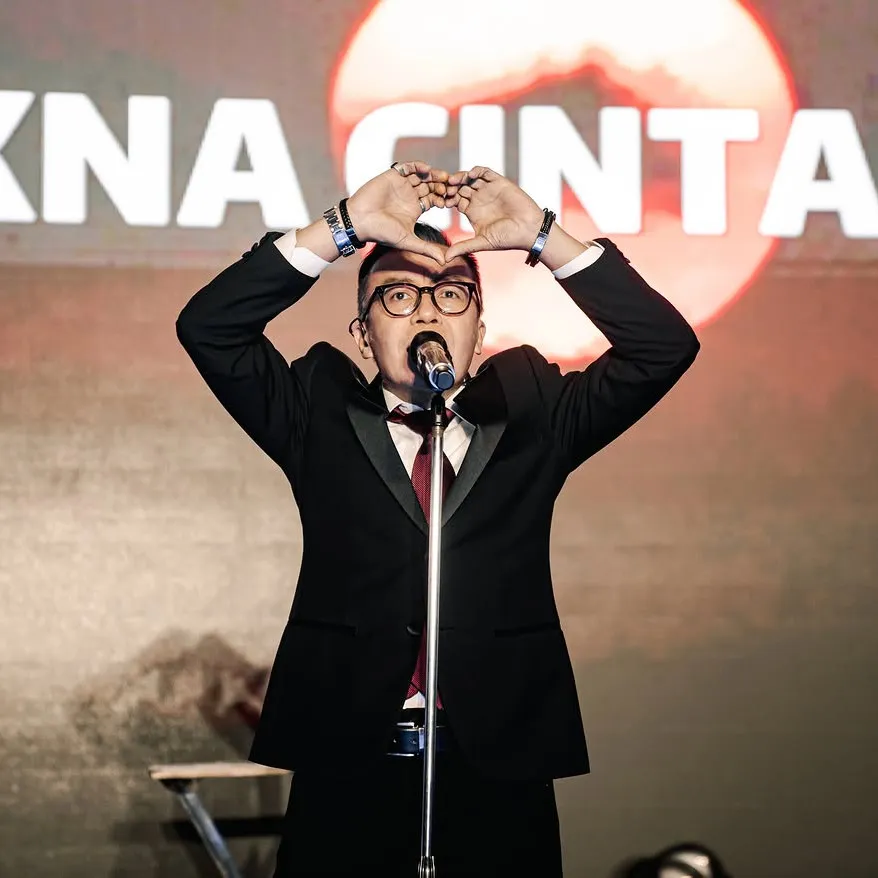 Ari Lasso jadi penumpang pesawat Garuda pecah ban, ungkap momen menegangkan saat mendarat di Makassar