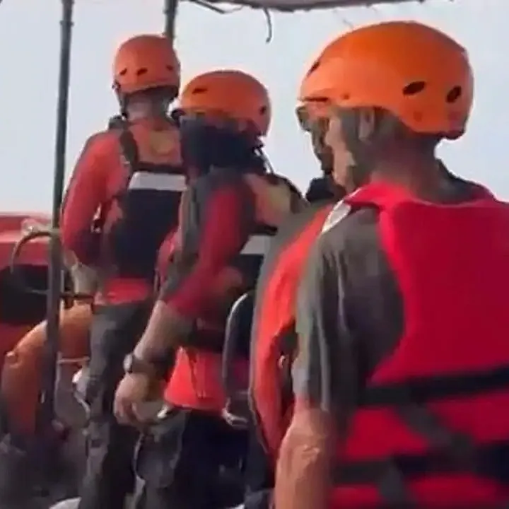 Kronologi 7 orang rombongan jurnalis hilang kontak di Selat Sunda saat liput Gunung Anak Krakatau