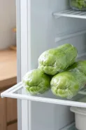 Cara menyimpan labu siam agar tak cepat busuk, cukup bungkus sebelum masuk chiller