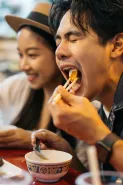 Hobi kulineran tapi takut darah tinggi? Ini deretan makanan yang harus dihindari