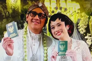 Andre Taulany dan Amanda Rigby resmi jadi suami-istri, pernikahan digelar intimate