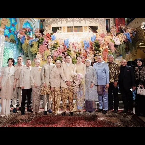 7 Potret lamaran Pria Bernama Hoed anak Melly Goeslaw dengan putri Bambang Soesatyo