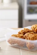 Ayam goreng sisa sering jadi lembek? Begini cara menyimpannya agar tetap enak