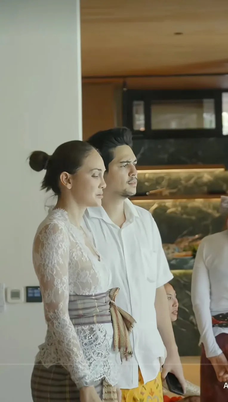 Rumah Baru Luna Maya © 2026 Rumah Baru Luna Maya © 2026